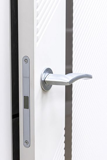 Межкомнатная дверь  