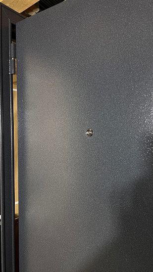 Входная дверь  